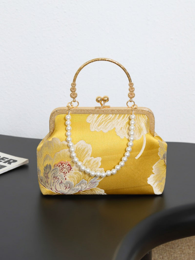Ladies' handbag with new Chinese style embroidered crossbody bag and retro style handbag paired with horse face skirt