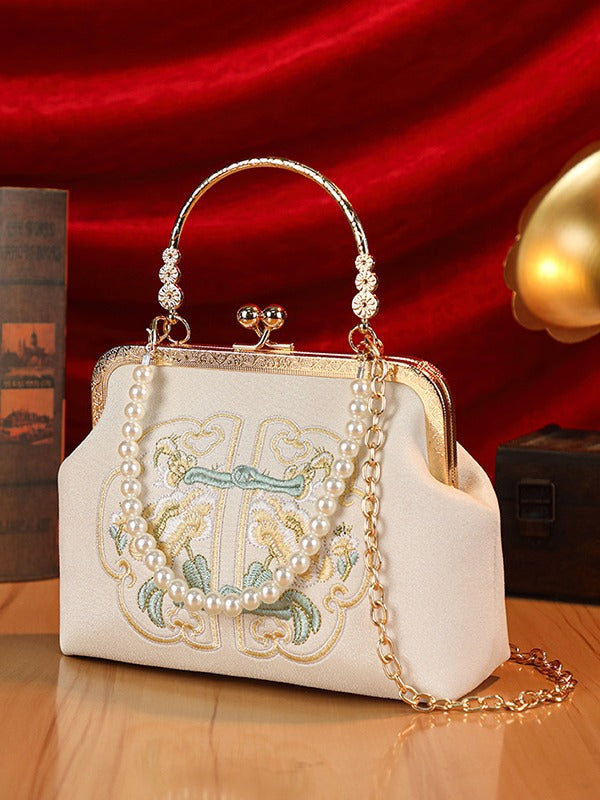 New Chinese style embroidered women's bag, small square bag, bridesmaid's buckle handbag, simple and elegant, niche Hanfu qipao, bride